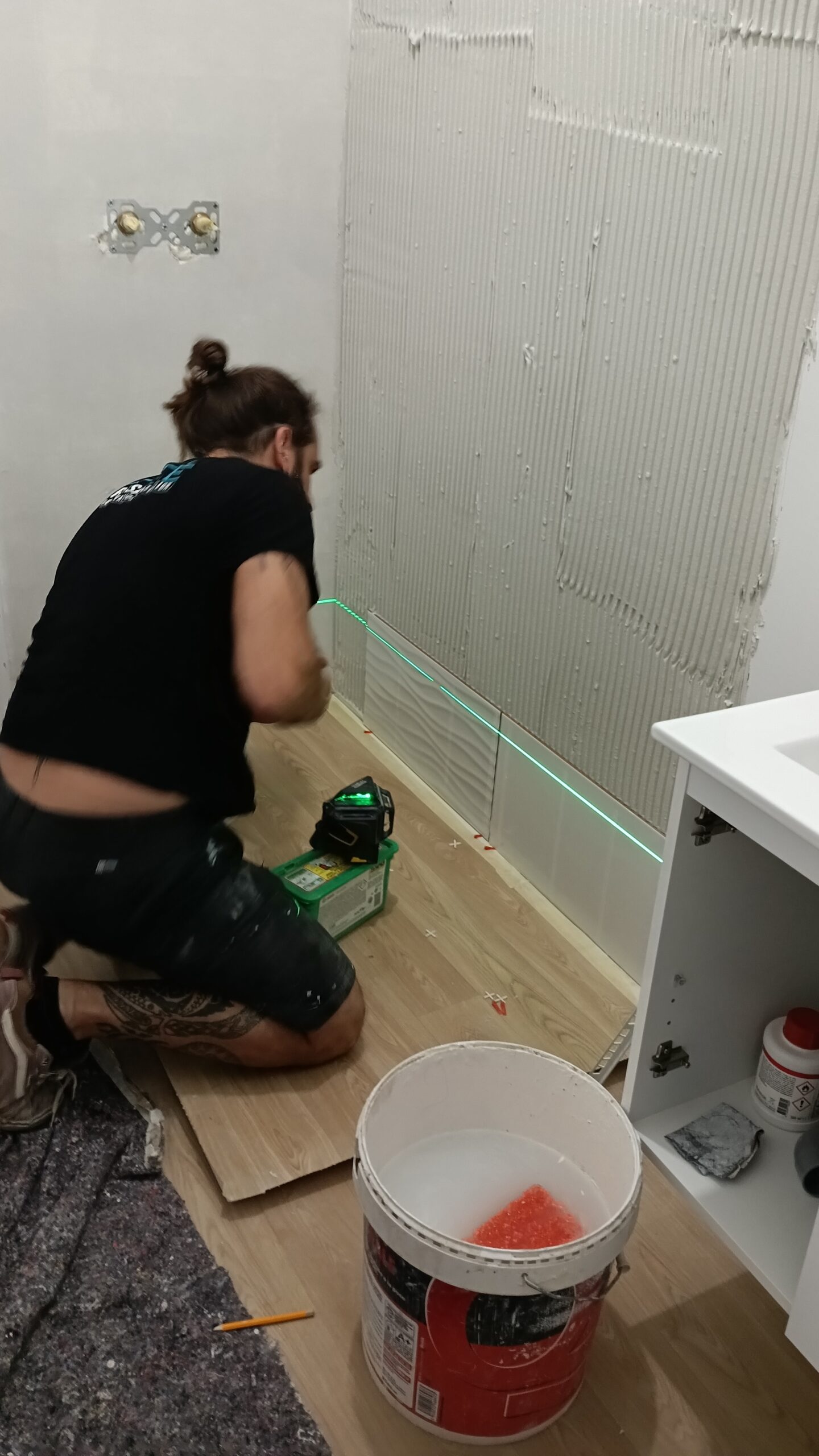 Salle de bain réalisée par l'Artisan Clé, entreprise de BTP à Vaissac