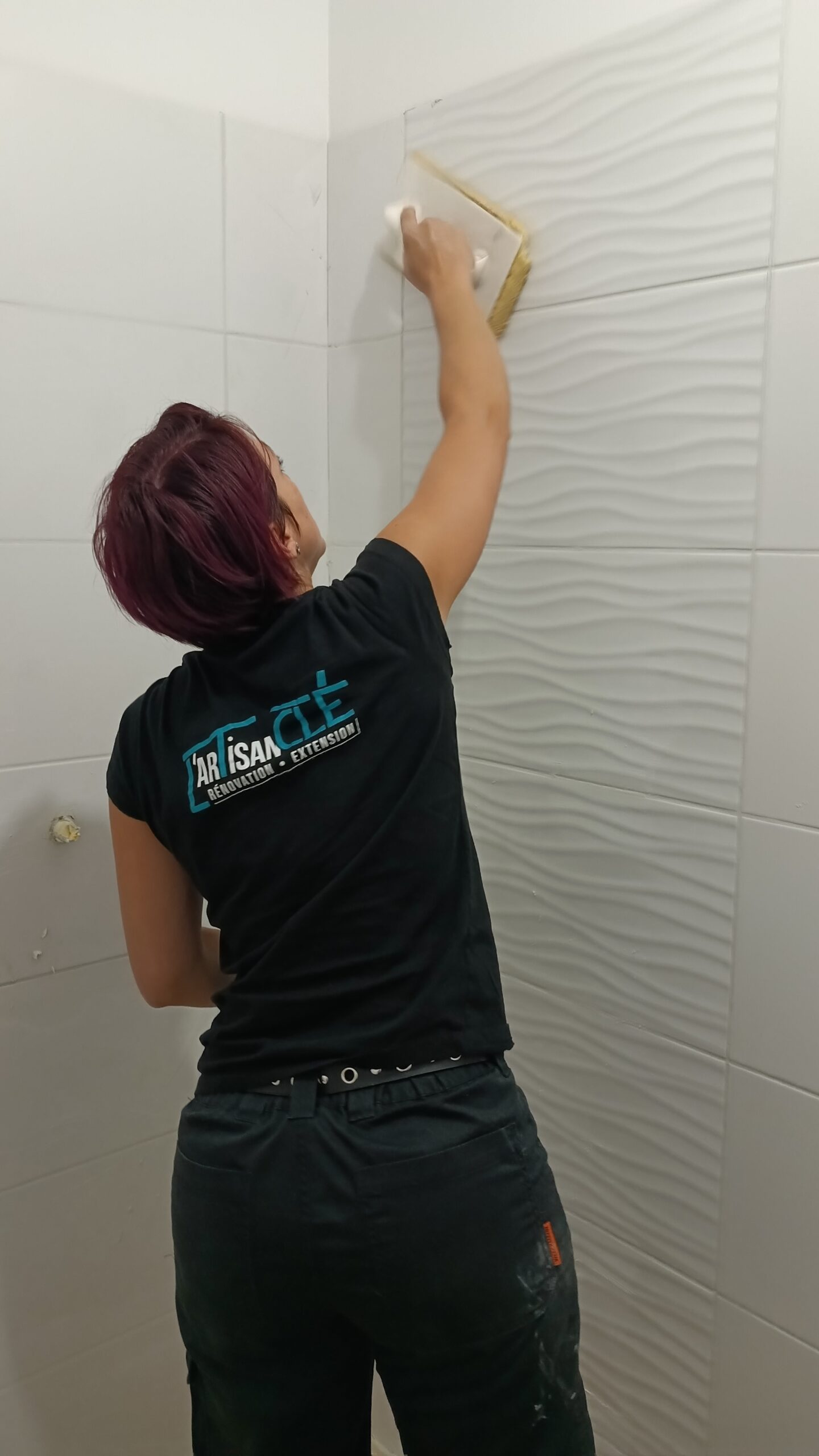 Salle de bain réalisée par l'Artisan Clé, entreprise de BTP à Vaissac